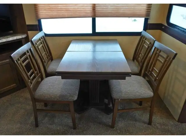 2018 K-Z Connect C303RL TRIPLE SLIDES AND PRIVATE MASTER! - Photo 26