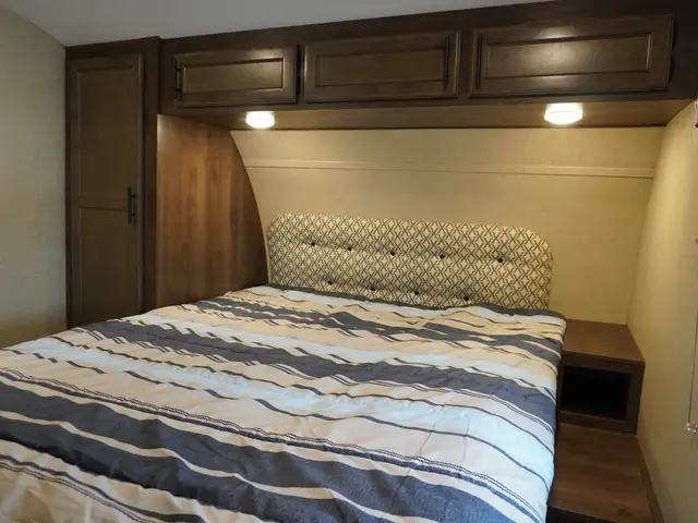 2018 K-Z Connect C303RL TRIPLE SLIDES AND PRIVATE MASTER! - Photo 30