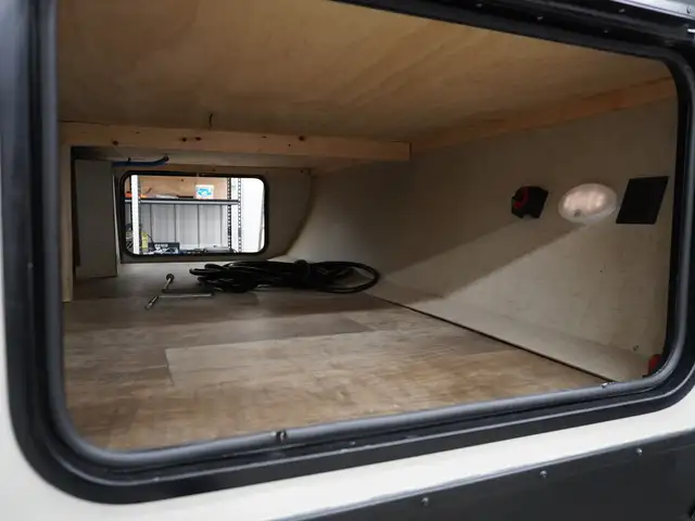 2018 K-Z Connect C303RL TRIPLE SLIDES AND PRIVATE MASTER! - Photo 36