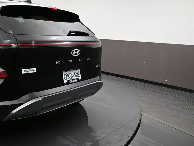 2025 Hyundai Kona Preferred Trend Leather, Sunroof, Bluelink, Ap - Photo 17