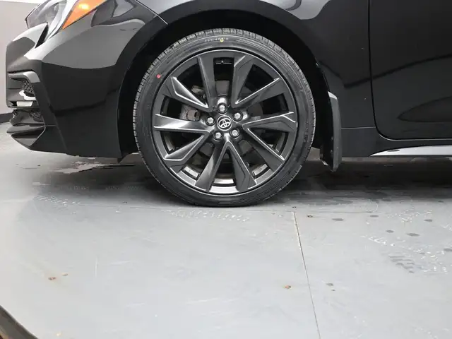 2024 Toyota Corolla SE Hybrid Heated Seats/Wheel, Blinspot/LKA, - Photo 4