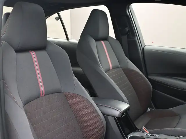 2024 Toyota Corolla SE Hybrid Heated Seats/Wheel, Blinspot/LKA, - Photo 26