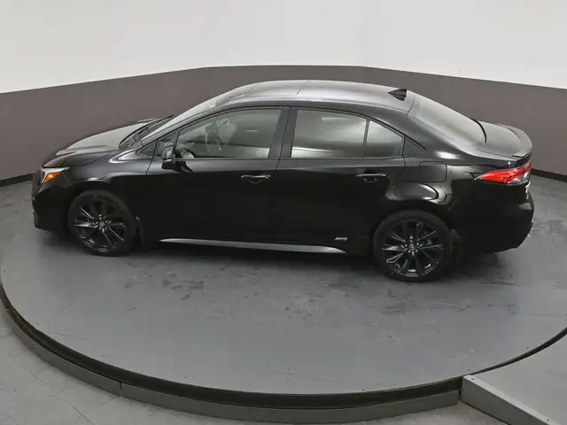 2024 Toyota Corolla SE Hybrid Heated Seats/Wheel, Blinspot/LKA, - Photo 38