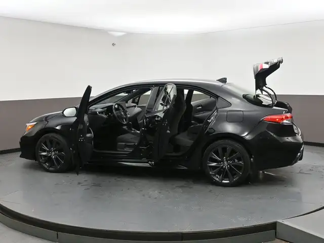 2024 Toyota Corolla SE Hybrid Heated Seats/Wheel, Blinspot/LKA, - Photo 47