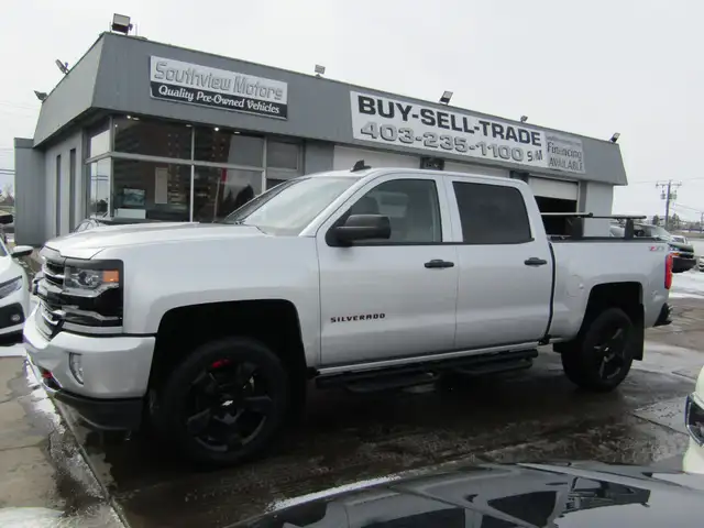 2017 Chevrolet Silverado 1500 4WD Crew Cab 143.5' LTZ 6.2L V8 / - Photo 10