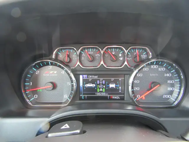 2017 Chevrolet Silverado 1500 4WD Crew Cab 143.5' LTZ 6.2L V8 / - Photo 19