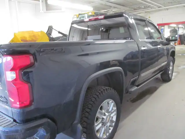 2024 Chevrolet Silverado 2500HD High Country - Photo 4