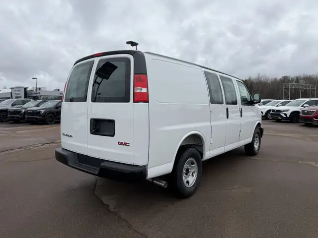 2026 GMC Savana Cargo Van 2500 135 - Audio System - $413 B/W - Photo 3