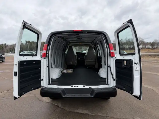 2026 GMC Savana Cargo Van 2500 135 - Audio System - $413 B/W - Photo 6