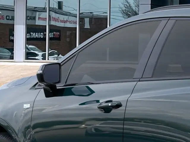 2026 Cadillac XT5 AWD Sport - Leather Seats - Power Liftgate - $ - Photo 12