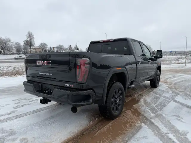 2026 GMC Sierra 2500HD AT4 - Leather Seats - $826 B/W - Photo 3