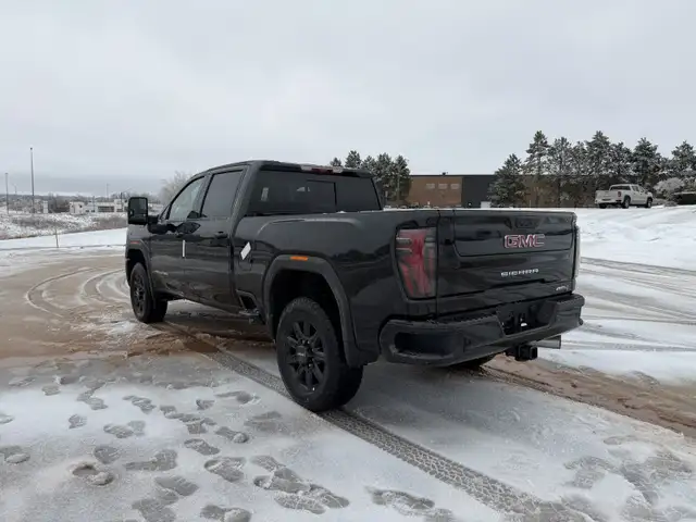 2026 GMC Sierra 2500HD AT4 - Leather Seats - $826 B/W - Photo 4