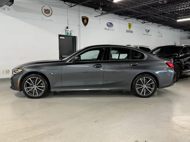 2022 BMW 3 Series 330e l Hybrid l Plug In l Bmw Hybrid Warranty - Photo 3
