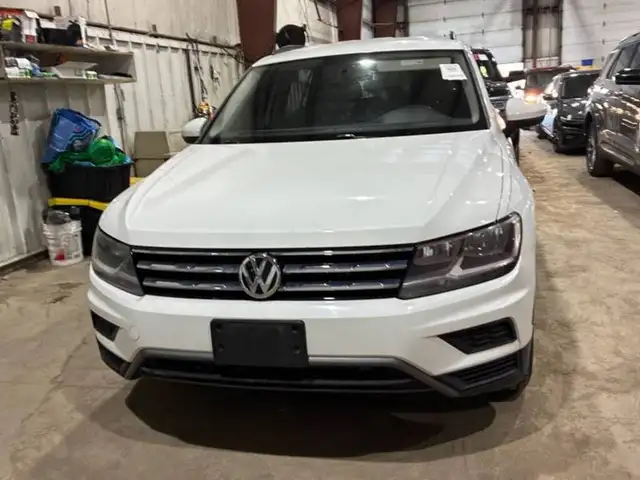 2019 Volkswagen Tiguan No Accidents l Trendline l 4Motion l AWD - Photo 2