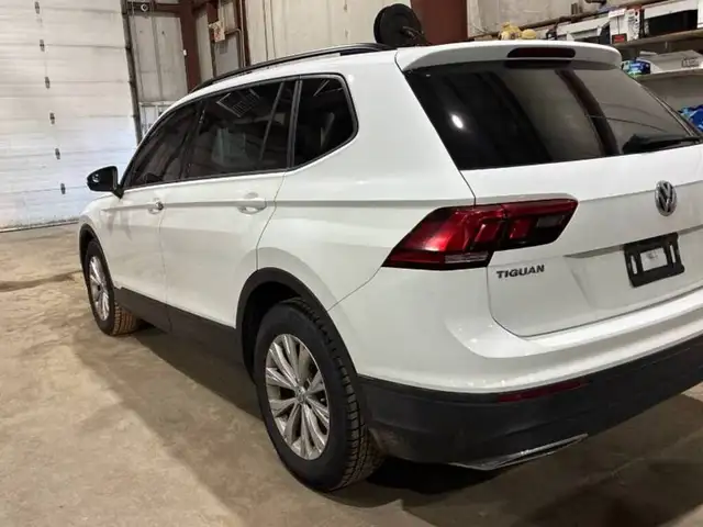 2019 Volkswagen Tiguan No Accidents l Trendline l 4Motion l AWD - Photo 8