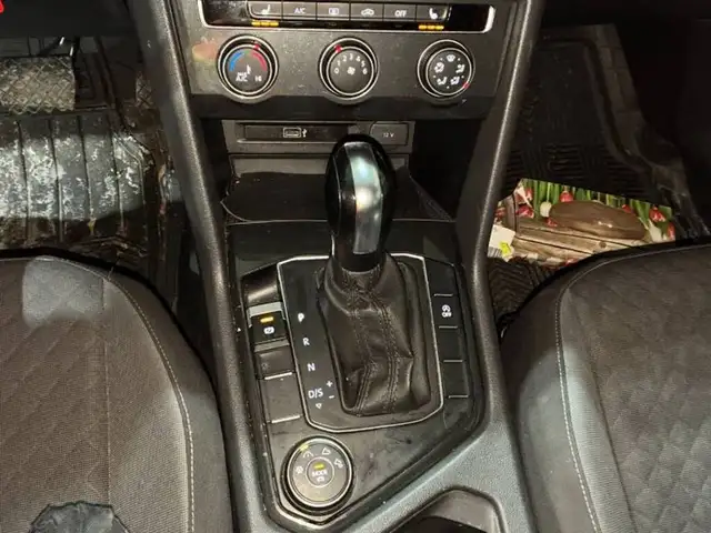 2019 Volkswagen Tiguan No Accidents l Trendline l 4Motion l AWD - Photo 16