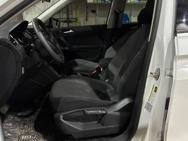 2019 Volkswagen Tiguan No Accidents l Trendline l 4Motion l AWD - Photo 18