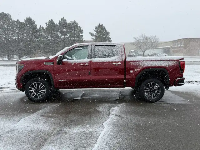 2026 GMC Sierra 1500 AT4 - Leather Seats - Sunroof - $689 B/W - Photo 8