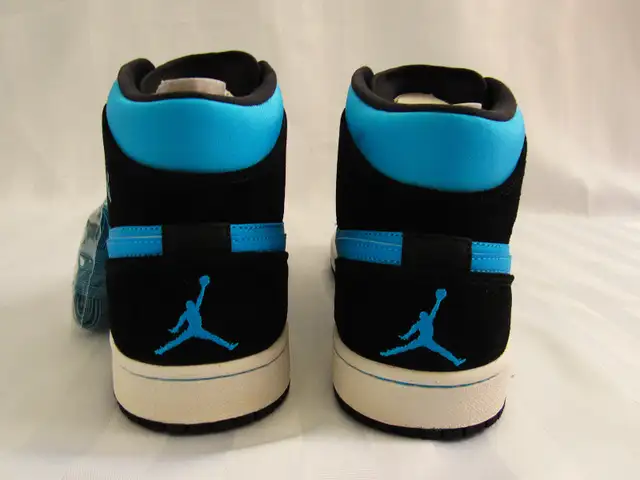 AIR JORDAN 1 MID ''DARK POWDER BLUE'' 2014 - Photo 7