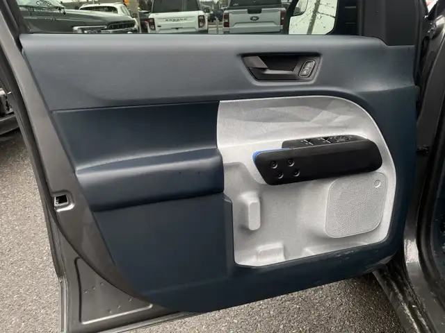 2025 Ford Maverick XLT - Photo 15