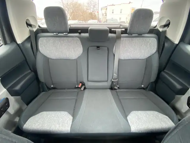 2025 Ford Maverick XLT - Photo 19