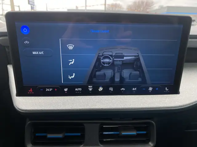 2025 Ford Maverick XLT - Photo 26