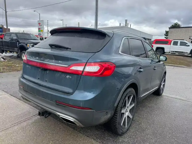 2016 Lincoln MKX AWD 4DR RESERVE - Photo 5