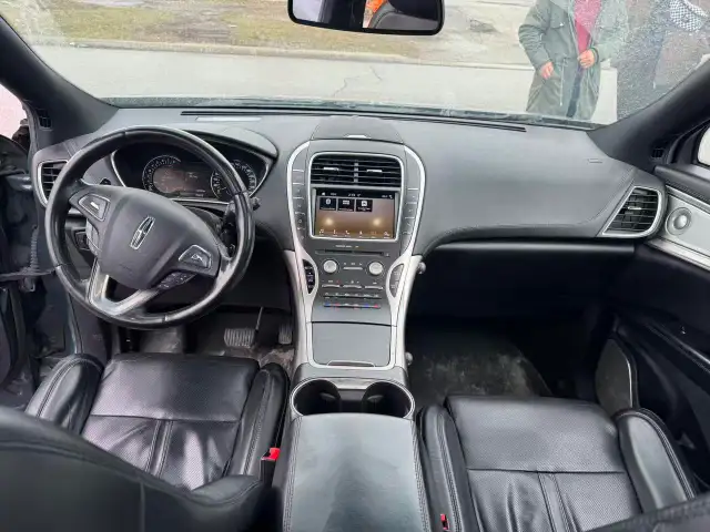 2016 Lincoln MKX AWD 4DR RESERVE - Photo 9