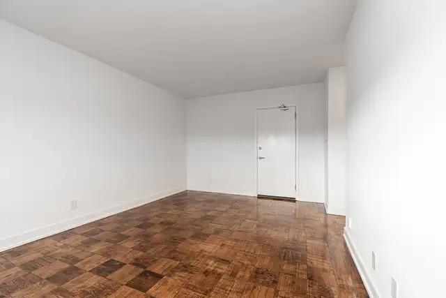 renovated one bedroom - ID 2685 - Photo 6