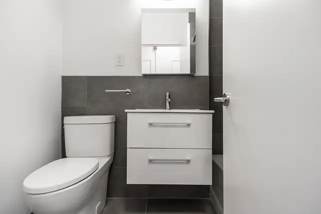 renovated one bedroom - ID 2685 - Photo 13