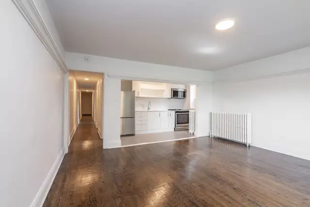 Renovated Two Bedroom, Queen and Roncesvalles - ID 1537 - Photo 8
