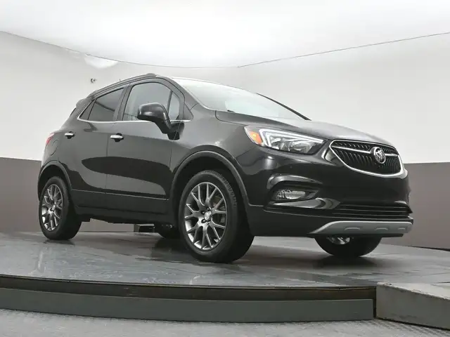 2020 Buick Encore Touring AWD Apple Carplay, Push button start, - Photo 9