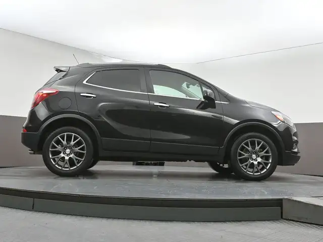 2020 Buick Encore Touring AWD Apple Carplay, Push button start, - Photo 11