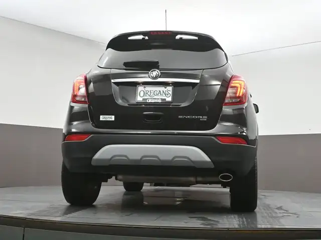 2020 Buick Encore Touring AWD Apple Carplay, Push button start, - Photo 18