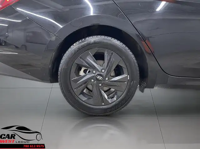 Hyundai Elantra Preferred 2021 - Photo 25