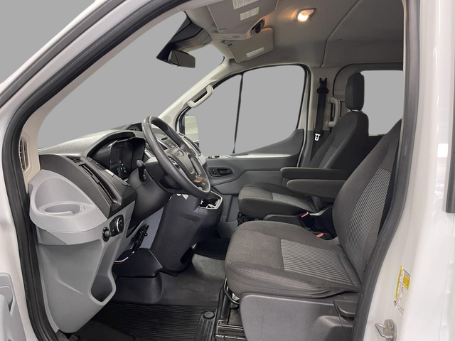 Ford Transit Passenger Wagon XLT 2019 - Photo 9