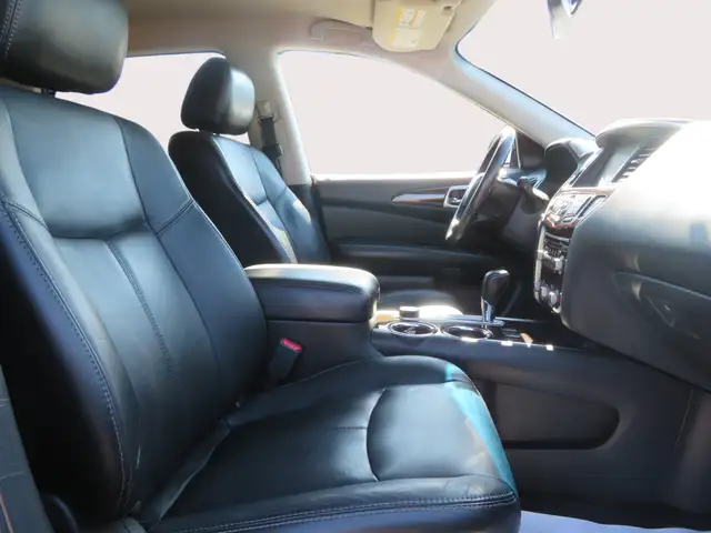 2014 Nissan Pathfinder 4WD 4dr S - Photo 9