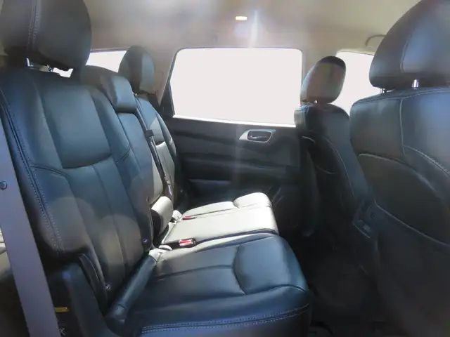 2014 Nissan Pathfinder 4WD 4dr S - Photo 10