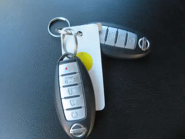 2014 Nissan Pathfinder 4WD 4dr S - Photo 22