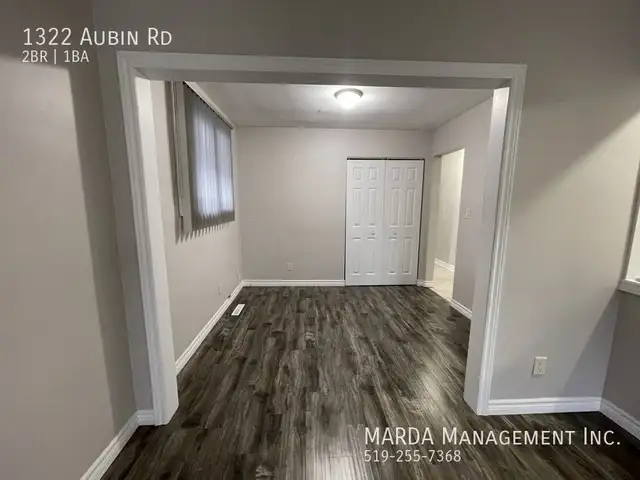 COZY 2 BED/1BATH HOUSE IN EAST WINDSOR!   HYDRO, WATER & GAS! - Photo 2