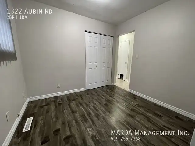 COZY 2 BED/1BATH HOUSE IN EAST WINDSOR!   HYDRO, WATER & GAS! - Photo 4