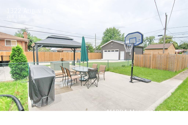 COZY 2 BED/1BATH HOUSE IN EAST WINDSOR!   HYDRO, WATER & GAS! - Photo 20