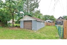 COZY 2 BED/1BATH HOUSE IN EAST WINDSOR!   HYDRO, WATER & GAS! - Photo 21