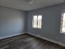 Newly renovated, semi-detached house close to schools & shopping