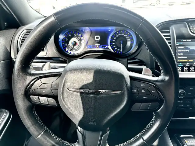 2022 CHRYSLER 300 S AWD - Photo 9