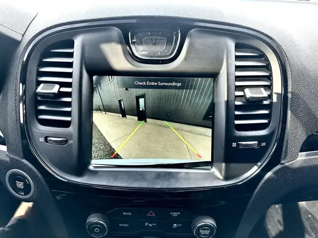 2022 CHRYSLER 300 S AWD - Photo 11