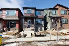 Orchards 4 Bed 3 Bath Home Dbl Garage SW Edmonton