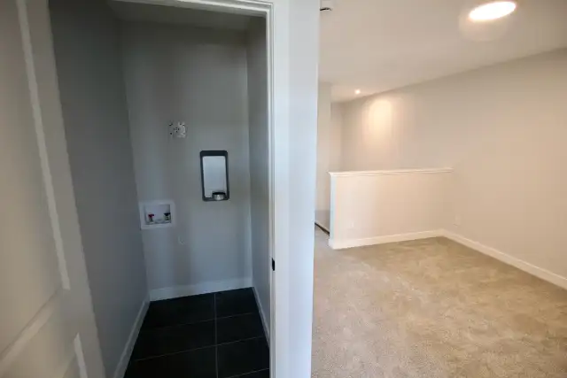 Orchards 4 Bed 3 Bath Home Dbl Garage SW Edmonton - Photo 11