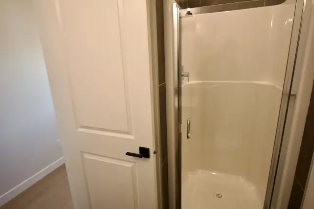 Orchards 4 Bed 3 Bath Home Dbl Garage SW Edmonton - Photo 14