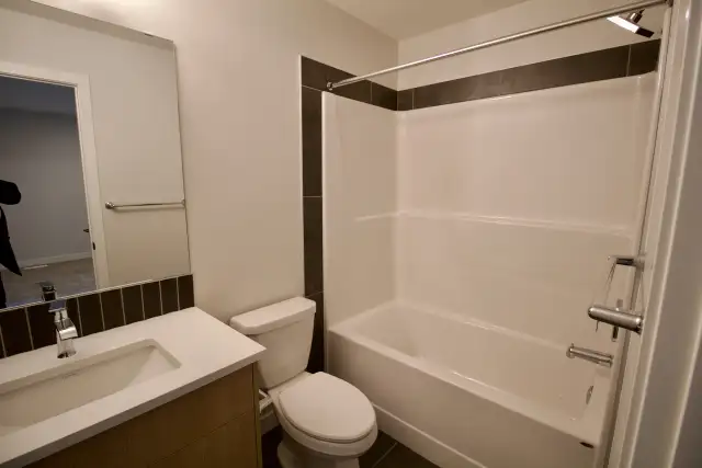 Orchards 4 Bed 3 Bath Home Dbl Garage SW Edmonton - Photo 21
